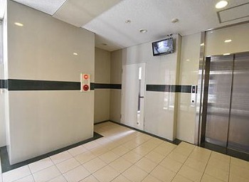 きれいなエントランスです。