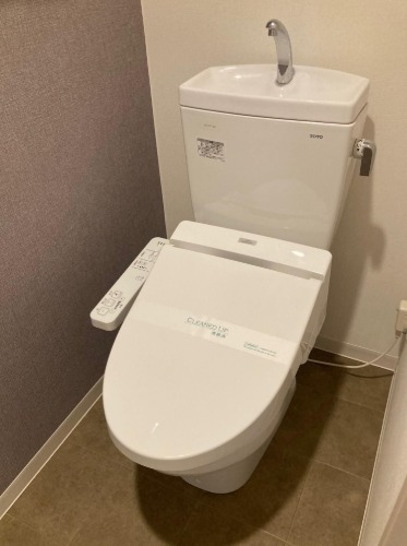 嬉しい温水洗浄便座機能付き