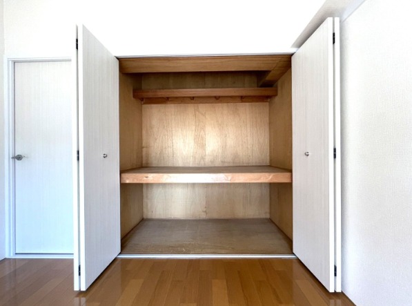 収納力抜群のクローゼットですね