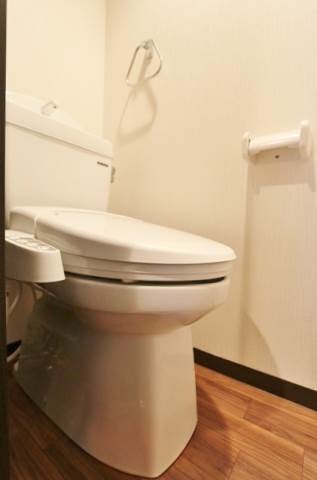 ウォシュレット完備