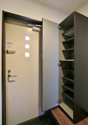 シューズボックスも大き目