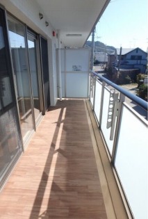 日当たり良好なバルコニーですね