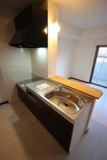 こちらでお料理をお楽しみください