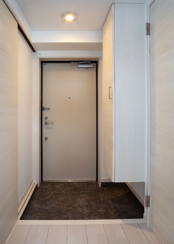 明るい玄関ですね