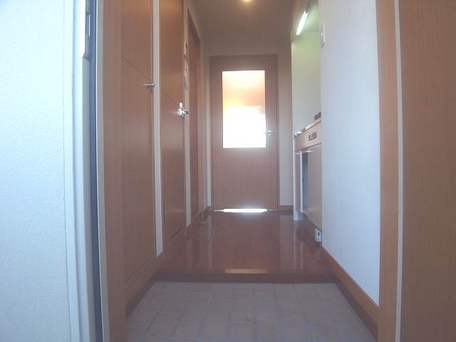 開放的な玄関となっております