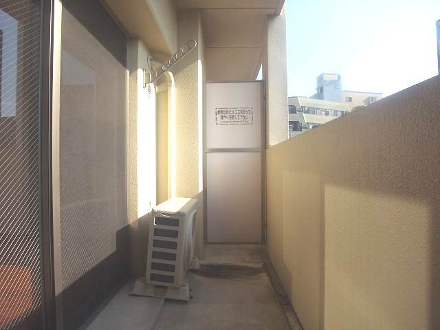 洗濯物多く干せるスペースあるので安心ですね