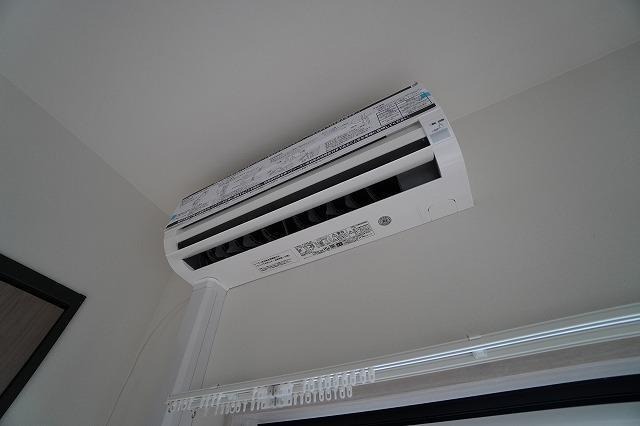 エアコン完備で年中快適に過ごせます