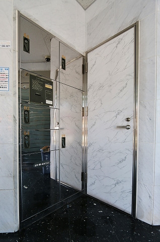 不在時も安心の宅配ボックスです