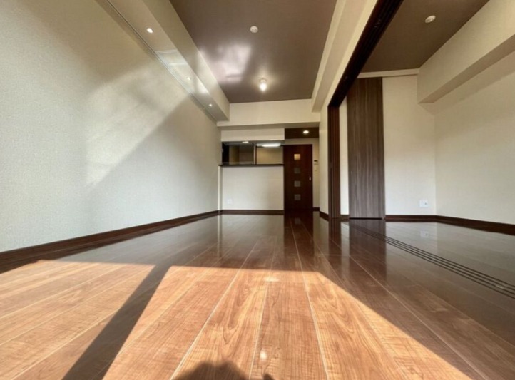 日当たり良好な綺麗なリビングですね