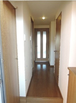 玄関も十分な広さです