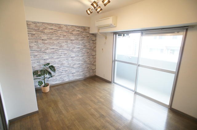 ７畳と広々としたお部屋です。