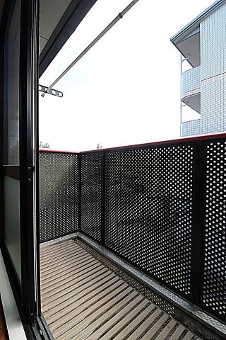 日当たりの良いバルコニー。