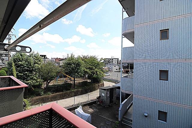 日の光がさえぎられる心配も無用です。