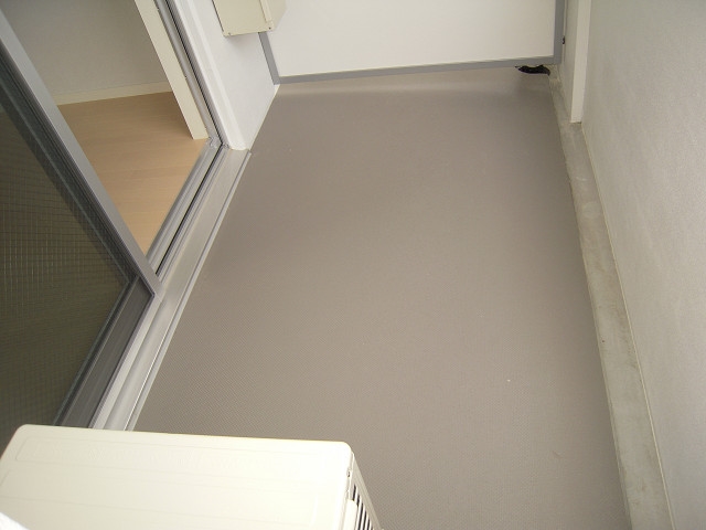 天気の良い日の洗濯物はこちらへ