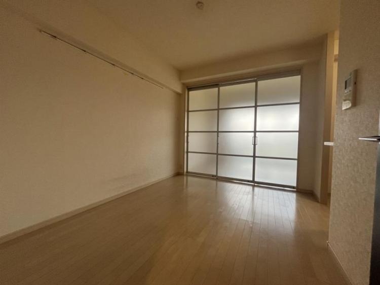 白基調のオシャレなお部屋です