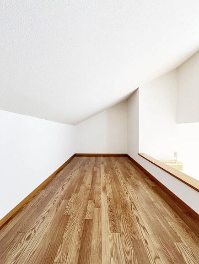 こちらは寝室にいかがでしょうか