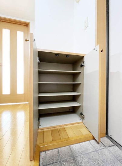 シューズボックス完備