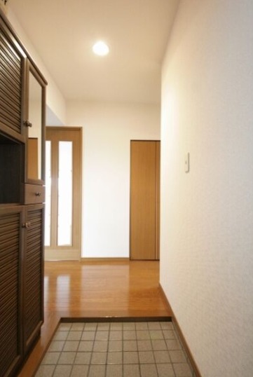 広々とした玄関ですね