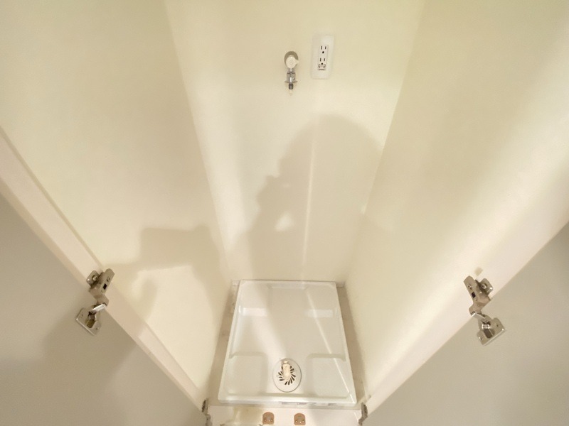 もちろん室内洗濯機置き場です