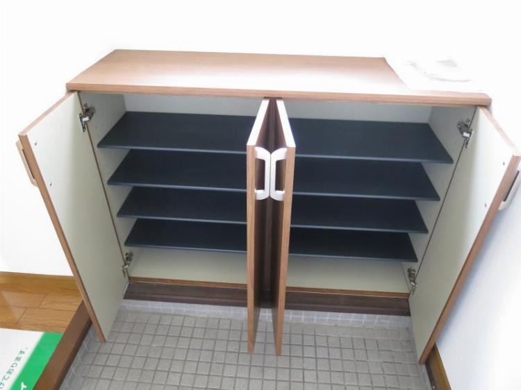 シューズボックスも完備しております。