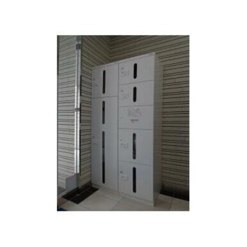 便利な宅配ボックス付き。