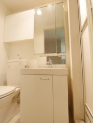 身だしなみチェックはここで