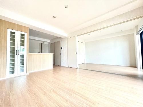 広々リビングでゆっくりお過ごしいただけます