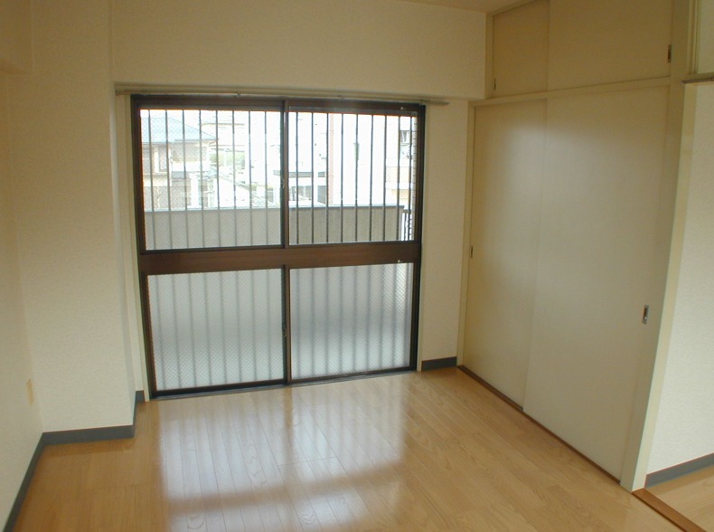 別角度から見たリビングです。