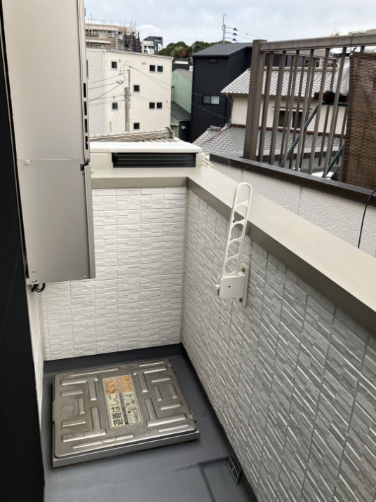 洗濯物も外に干せますね。