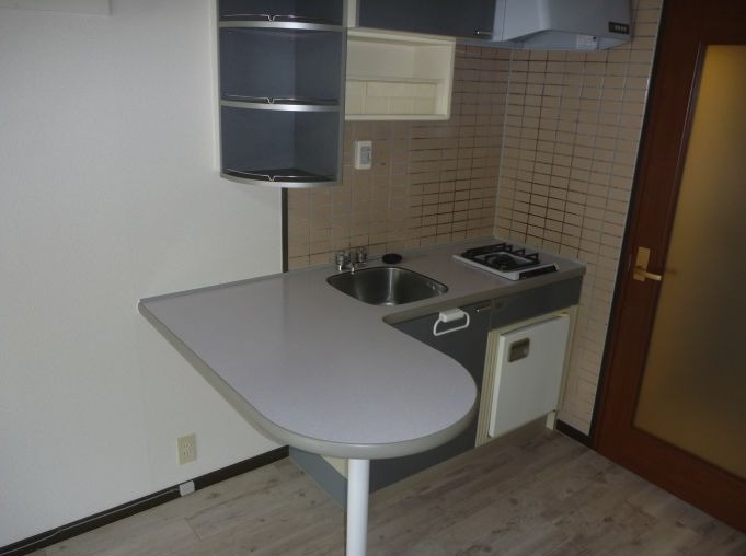 カウンターキッチンでおしゃれですね。