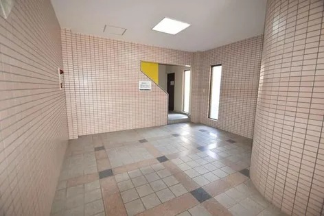 ゆったりとしたロビーですね。