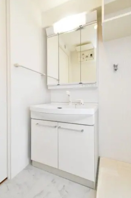 朝の身支度にいいですね。