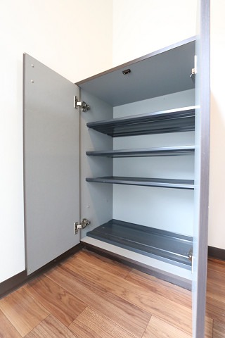 玄関収納も充実しています