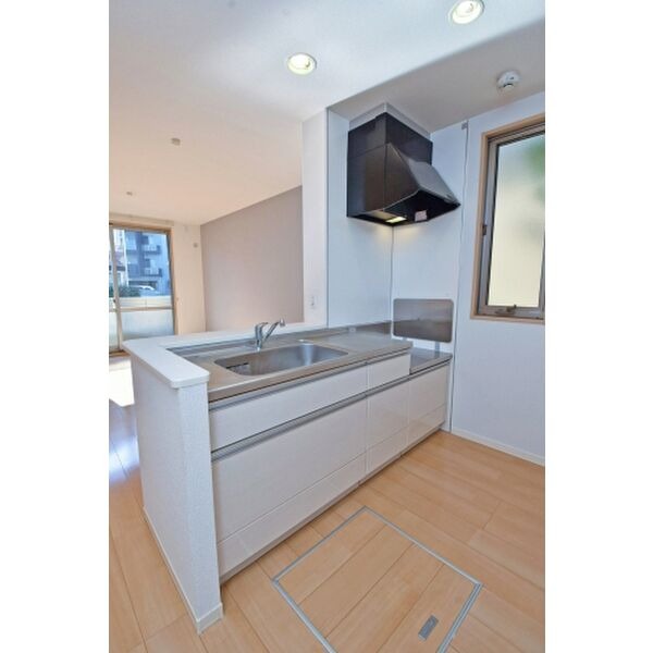 人気のカウンターキッチンです