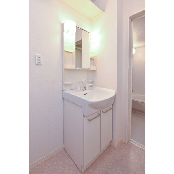 お出かけ前の身支度はこちらでバッチリです