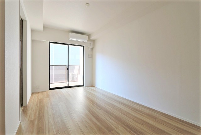 明るいリビングです