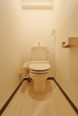 ウォシュレット付きです