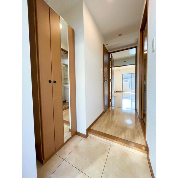 天井高下駄箱は嬉しいですね