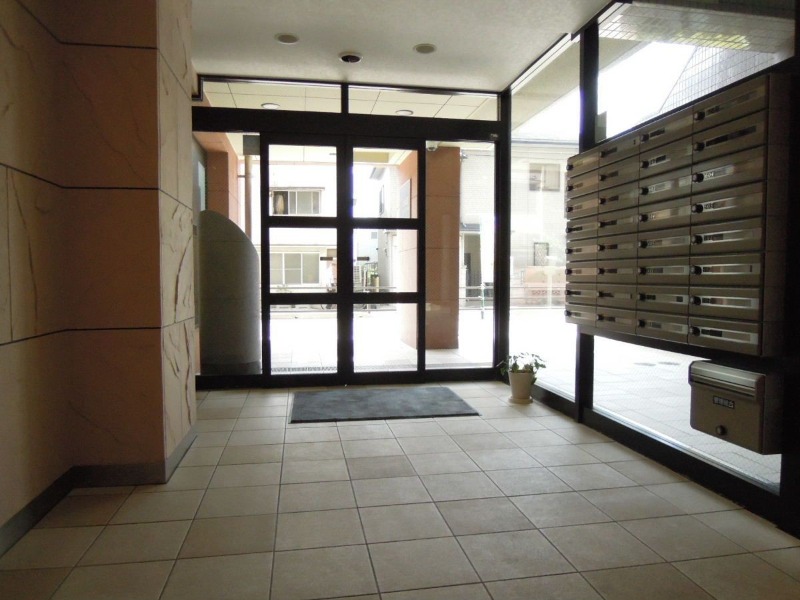 郵便ポスト完備。