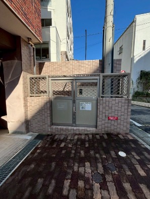 ごみ置き場はこちらで