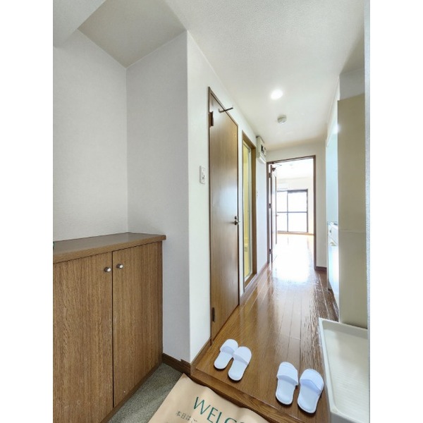 開放感のある玄関でお出迎え