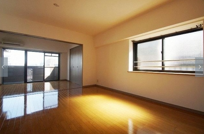 3面採光で日当たり良好です