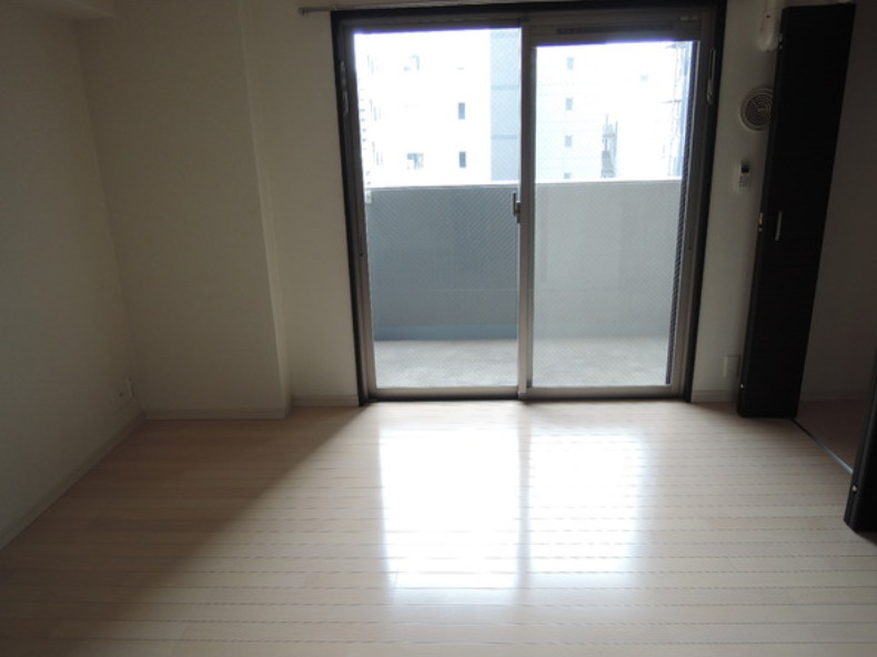 こちらのお部屋は寝室にどうぞ