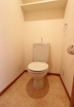 清潔感のあるトイレです