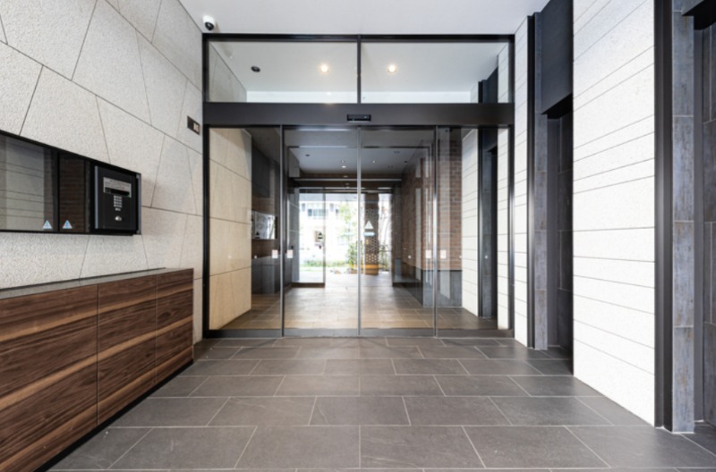 きれいなエントランスです