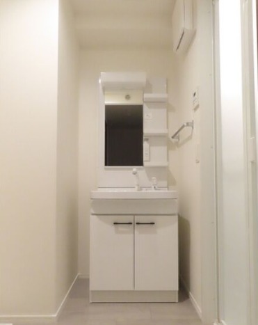 お出かけ前の身支度はこちらでバッチリです