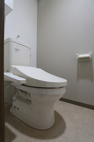 清潔感のあるトイレです