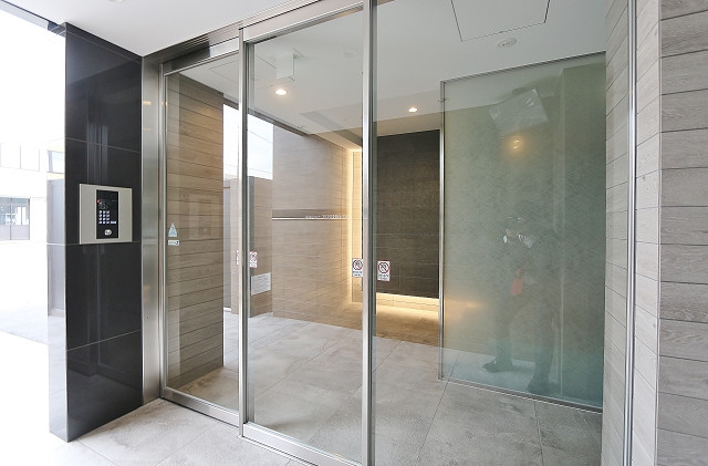 オートロック付きで安心のエントランスです