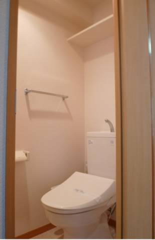 温水洗浄便座付きです