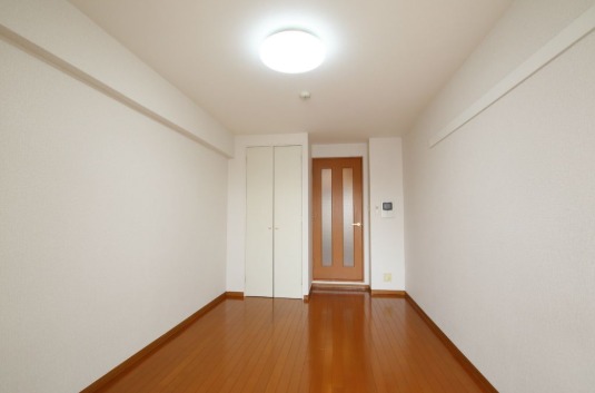 明るいお部屋です